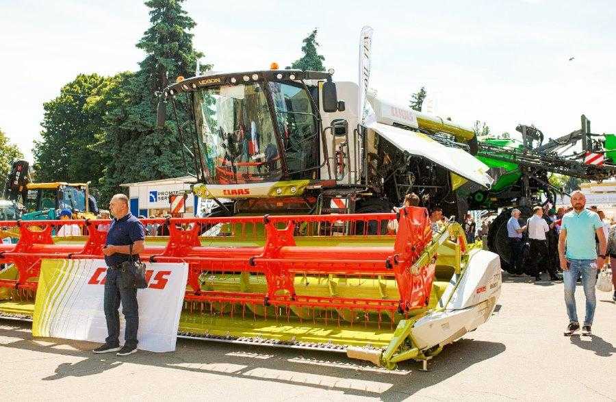 Оновлений зернозбиральний комбайн Lexion 8700