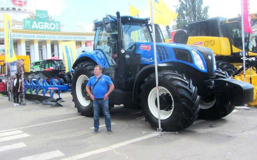 Трактор New Holland Т8.410 Genesis та 8-корпусний оборотний плуг PSH