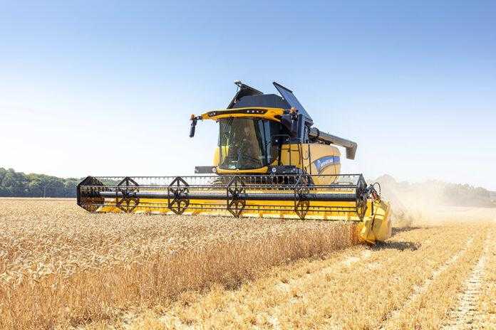 Потрібен ефективний зернозбиральний комбайн – зверніть увагу на New Holland