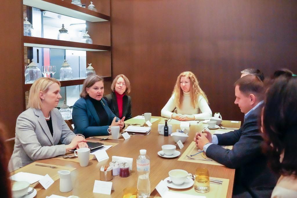 ACC_zustrich-z-Viktoriyeyu-Nuland1 ACC_zustrich-z-Viktoriyeyu-Nuland1