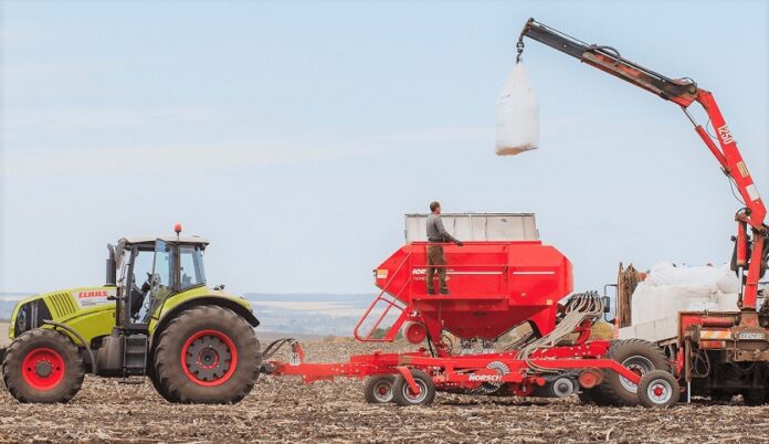 V-Agrotrejd-posivna-startuvala-z-yaroyi-pshenytsi-nastupna-kultura-girchytsya