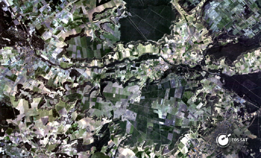 EOS-Data-Analytics-Polyakova-otrymala-pershi-znimky-z-agro-oriyentovanogo-suputnyka-EOS-SAT-1-2
