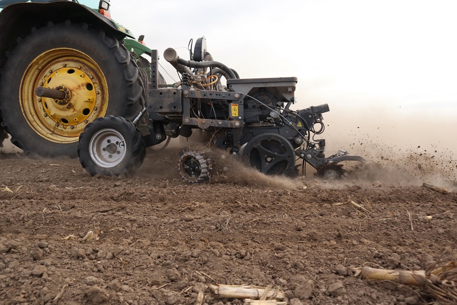 Poligon-agroinnovatsij-Digital-Field-povertayetsya-2