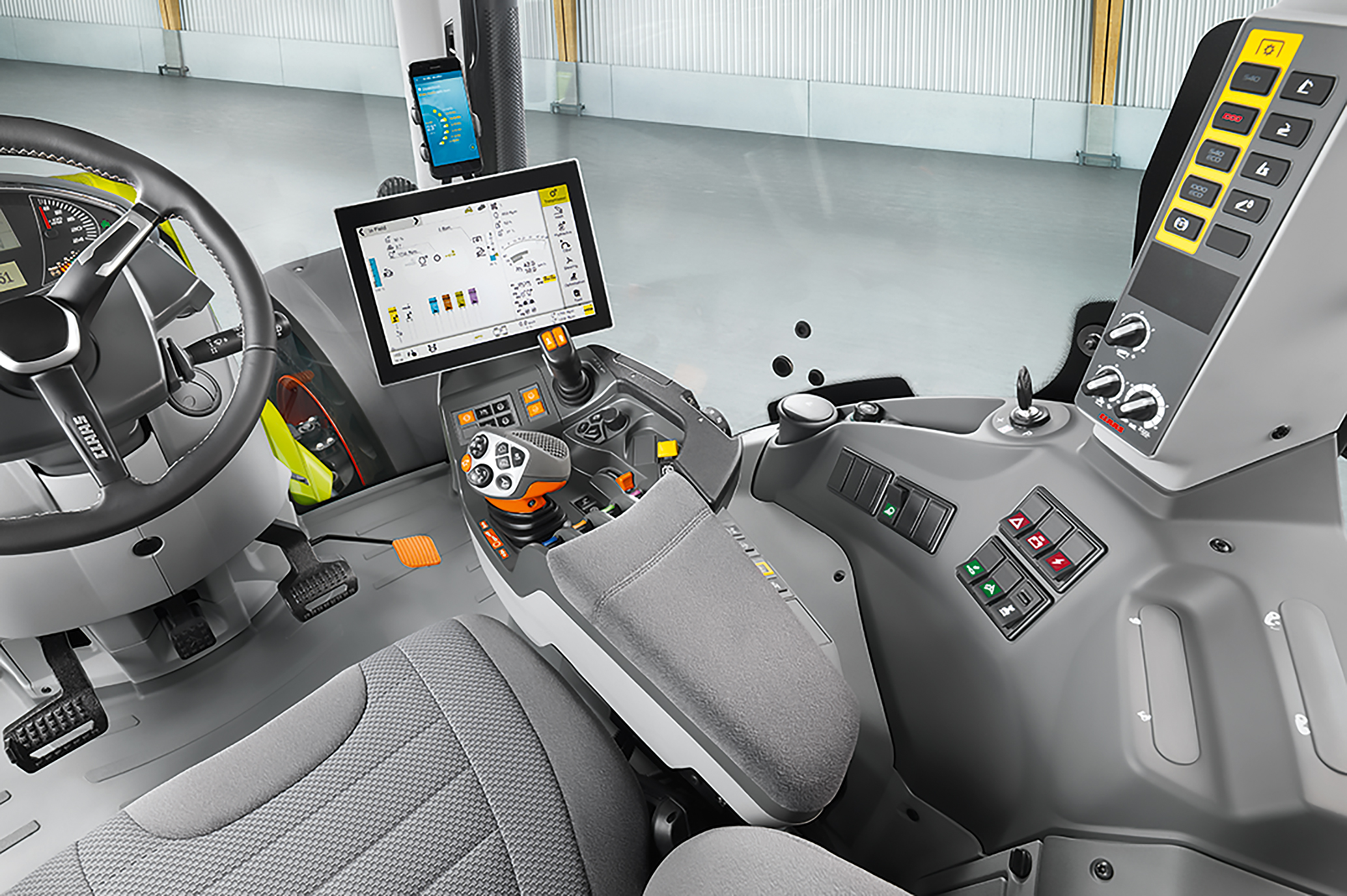 CLAAS-AXION-900-mogutnij-universal_rys-2