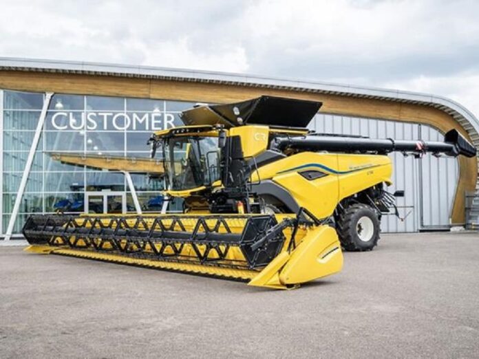 New Holland представляє нові флагманські комбайни CR10 та CR11