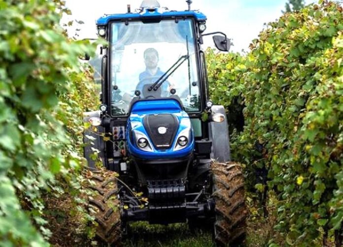 Вдосконалена система навігації New Holland для тракторів отримала нагороду EIMA