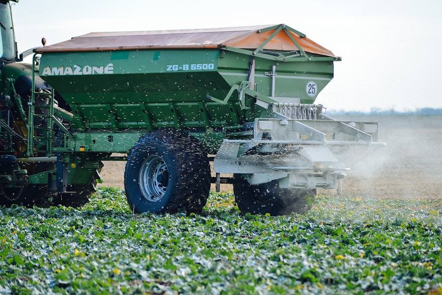 У Tekom Agro Group стартувало підживлення озимих по мерзлоталому ґрунту У Tekom Agro Group стартувало підживлення озимих по мерзлоталому ґрунту