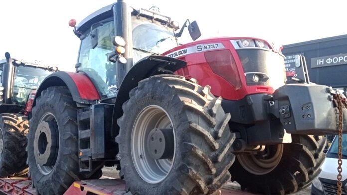 Агрохолдинг «Контінентал Фармерз Груп» придбав 12 тракторів Massey Ferguson