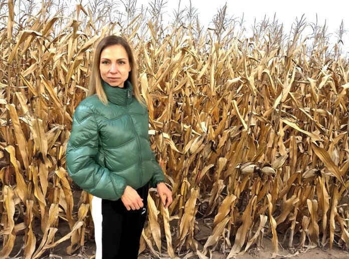 Фермерка з Чернігівщини запустила лінію з переробки зерна на крупи завдяки гранту від Corteva Agriscience та GlobalGiving