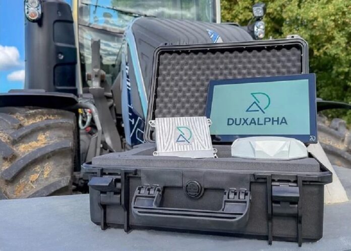 DUXALPHA — перша 3D-система навігації для агротехніки