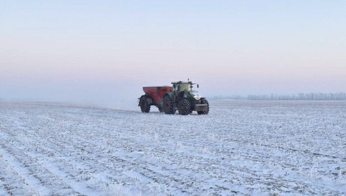НІБУЛОН РОЗПОЧАВ ПІДЖИВЛЕННЯ ОЗИМИХ КУЛЬТУР