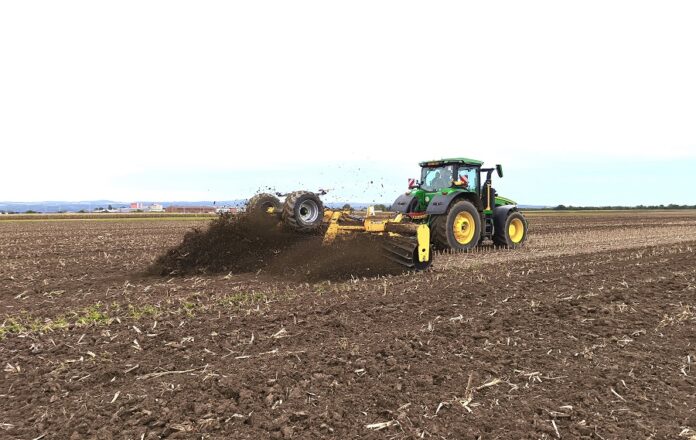 Агрономічний ефект від роботи котків-подрівнювачів BEDNAR TILLCUT